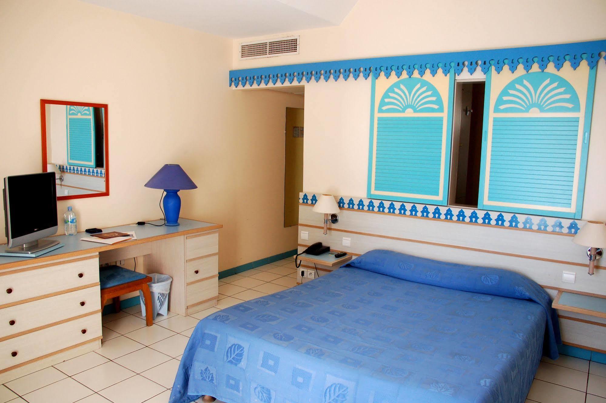 Residence La Marina เลส์ทรัวส์-ซีเลต์ ภายนอก รูปภาพ